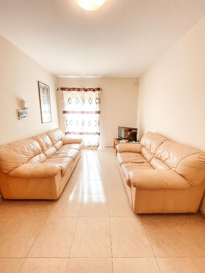 Stresa Court Apartments سانت جوليان المظهر الخارجي الصورة